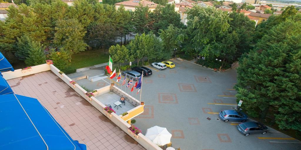 Valdenza Hotel Campegine Dış mekan fotoğraf