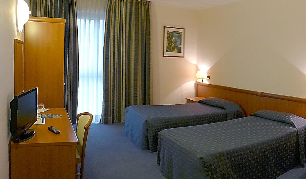 Valdenza Hotel Campegine Dış mekan fotoğraf