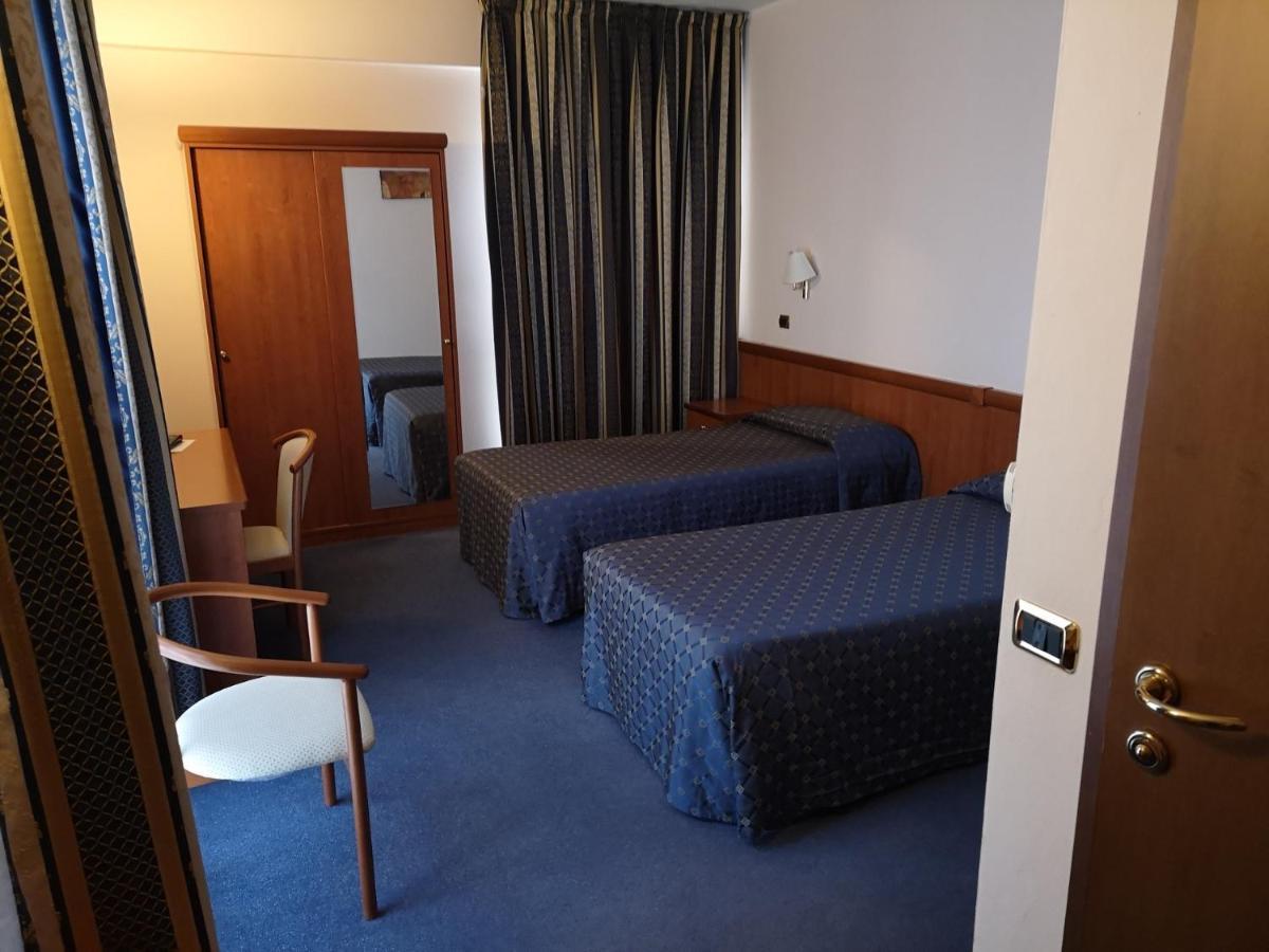 Valdenza Hotel Campegine Dış mekan fotoğraf